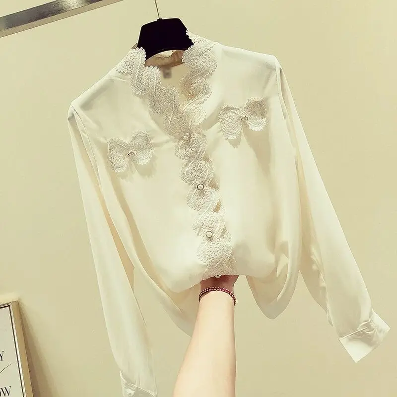 2021 Spring Autumn Women Blouses Long Sleeve Button-up V-Neck Lace Solid Vintage Shirts Chic Sweet Fashion Tops for Female D65
2021 Spring Autumn Women Blouses Long Sleeve Button-up V-Neck Lace Solid Vintage Shirts Chic Sweet Fashion Tops for Female D65