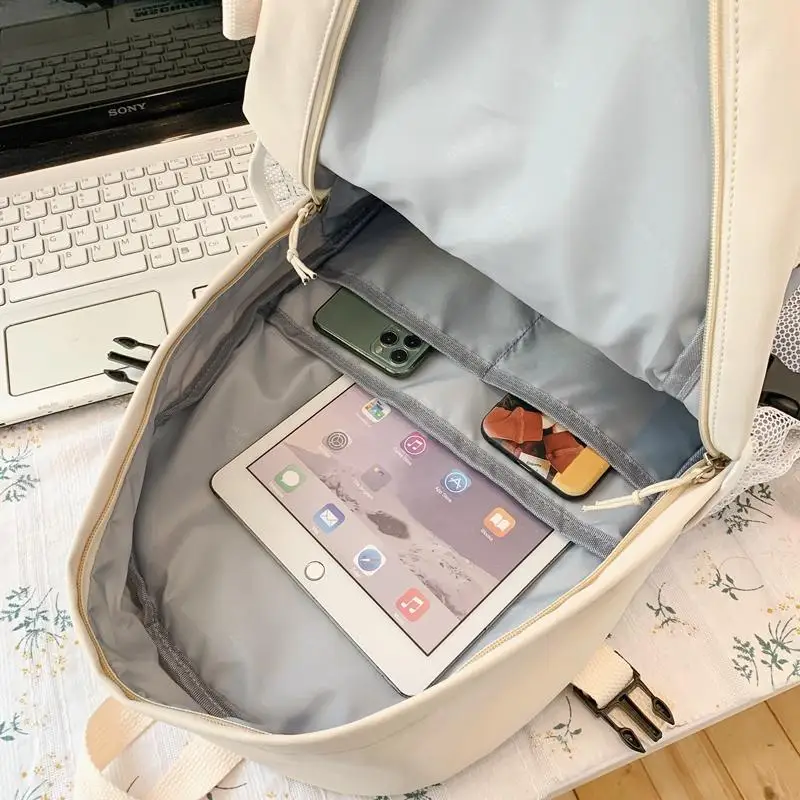 DCIMOR New Colours Multiple pocket Backpack Alphabet embroidery Women Backpack eye-splice Female student schoolbag Book Mochilas
DCIMOR New Colours Multiple pocket Backpack Alphabet embroidery Women Backpack eye-splice Female student schoolbag Book Mochilas