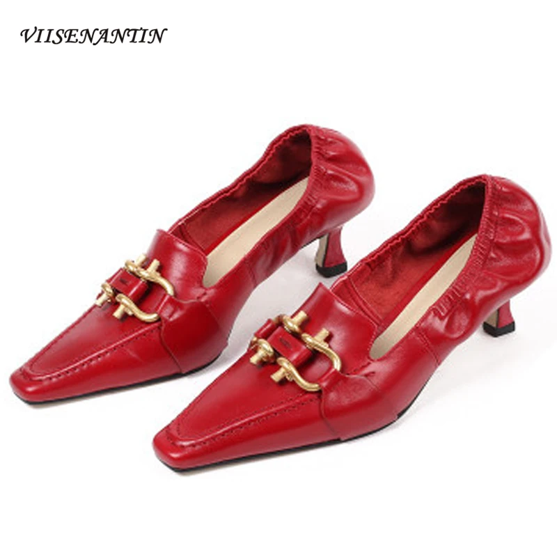 Retro French Kitten Mid Heel Slip on Black Shoes Spring New Wrinkled Soft Leather Square Toe Metal Buckle Red Party Pumps Women
Retro French Kitten Mid Heel Slip on Black Shoes Spring New Wrinkled Soft Leather Square Toe Metal Buckle Red Party Pumps Women