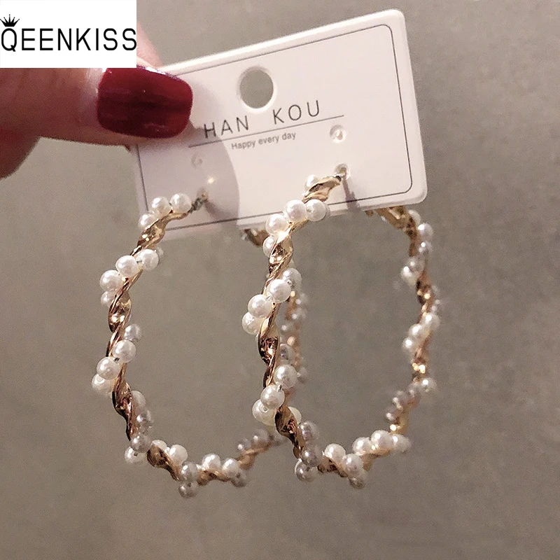 Женские серьги-кольца из серебра 925 пробы с жемчугом
Женские серьги-кольца из серебра 925 пробы с жемчугом