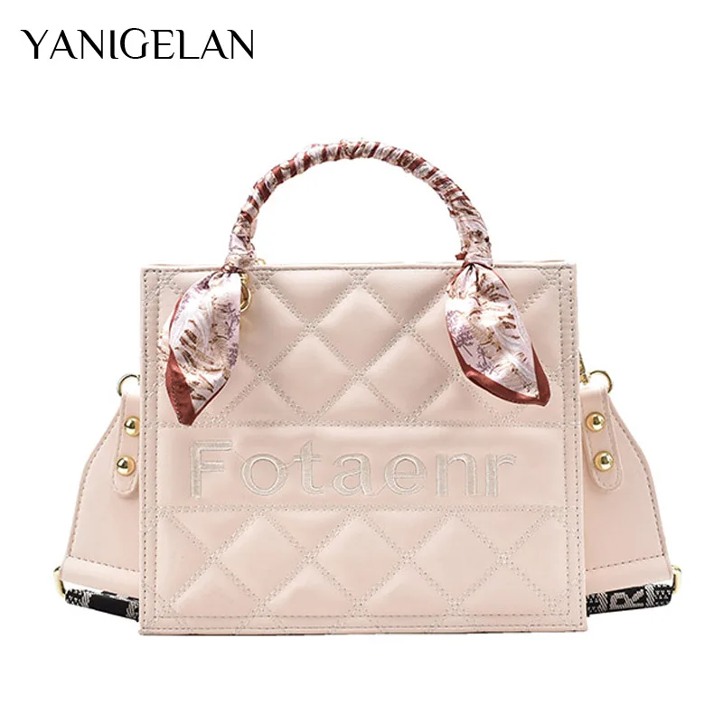 YANIGELAN Vintage Fashion Female Tote Bag Elegant Silk Scarf Square Bag Leather Crossbody Handbag Female Luxurious Ladies Purses
YANIGELAN Vintage Fashion Female Tote Bag Elegant Silk Scarf Square Bag Leather Crossbody Handbag Female Luxurious Ladies Purses