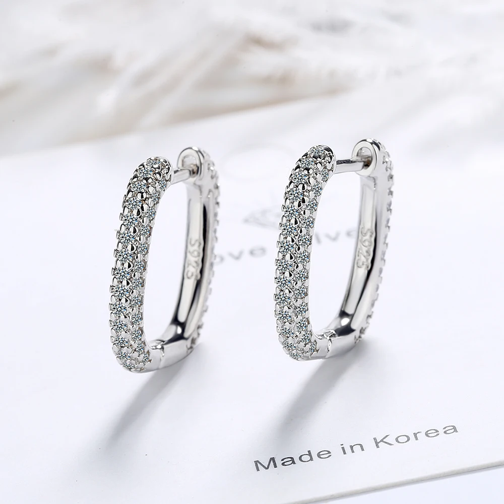 YH-ZL 925 Sterling Silver 10mm Hoop Earrings for Women Round Circle Lnlaid Zircon Earrings Jewelry Gifts
YH-ZL 925 Sterling Silver 10mm Hoop Earrings for Women Round Circle Lnlaid Zircon Earrings Jewelry Gifts