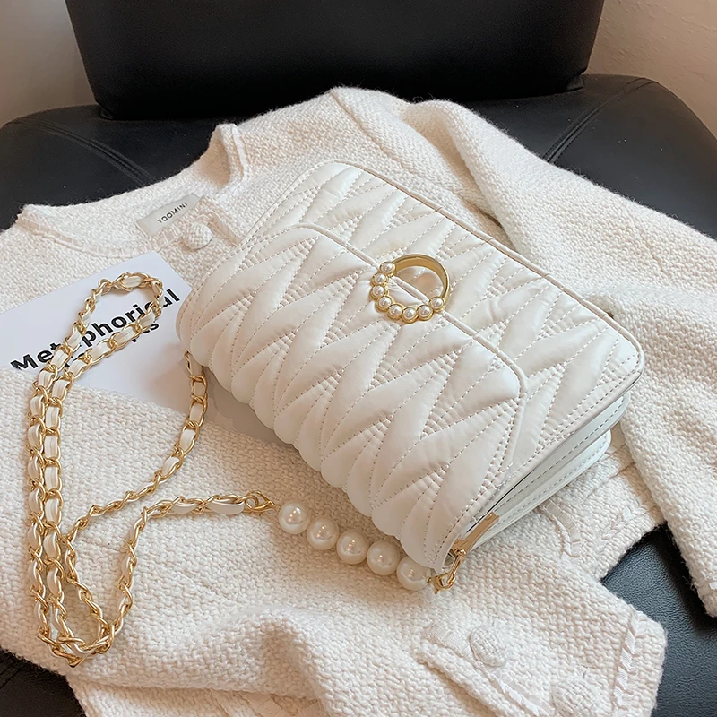 NEW Niche Design Popular Bag Women 2021 Fashion Chain Bag Messenger Bag Hot Sale Square Bag Shoulder Bag Width: 23cm
NEW Niche Design Popular Bag Women 2021 Fashion Chain Bag Messenger Bag Hot Sale Square Bag Shoulder Bag Width: 23cm