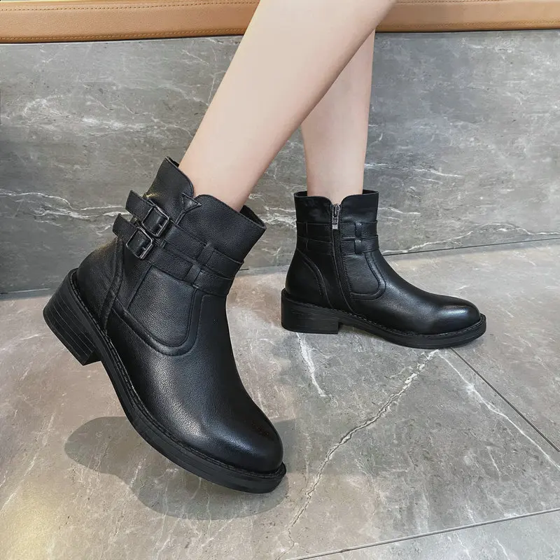 British Winter Leather Boots Women Ankle Boots For Women Sewing Women Martin Boots Round Toe Women Platform Boots
British Winter Leather Boots Women Ankle Boots For Women Sewing Women Martin Boots Round Toe Women Platform Boots