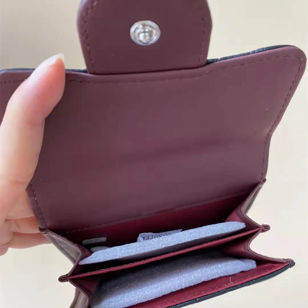 Women/Men Fashion Leather Diamond Lattice Flap Mini Concise Wallet Card Clutch Short Purse Coin Bag Business Credit Card Holder
Women/Men Fashion Leather Diamond Lattice Flap Mini Concise Wallet Card Clutch Short Purse Coin Bag Business Credit Card Holder