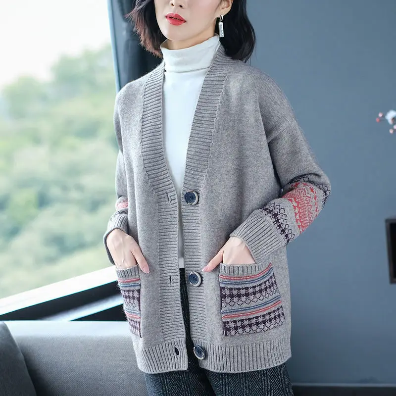Peonfly New 2020 Women's Sweater Autumn Winter Casual V-neck Single Breasted Knitted Cardigan Long Sleeve Pockets Loose Sweater
Peonfly New 2020 Women's Sweater Autumn Winter Casual V-neck Single Breasted Knitted Cardigan Long Sleeve Pockets Loose Sweater