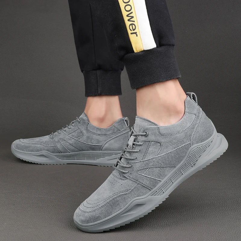 England Flats Cow Suede Men Casual Shoes Classic Sneakers for Men Slip on Moccasins Zapatillas Hombre Gray Driving Shoes %
England Flats Cow Suede Men Casual Shoes Classic Sneakers for Men Slip on Moccasins Zapatillas Hombre Gray Driving Shoes %