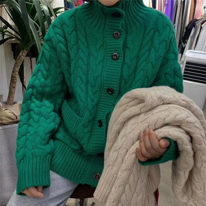 2021 autumn and winter Korean version loose thick red twist turtleneck sweater jacket women casual knitted cardigan
2021 autumn and winter Korean version loose thick red twist turtleneck sweater jacket women casual knitted cardigan