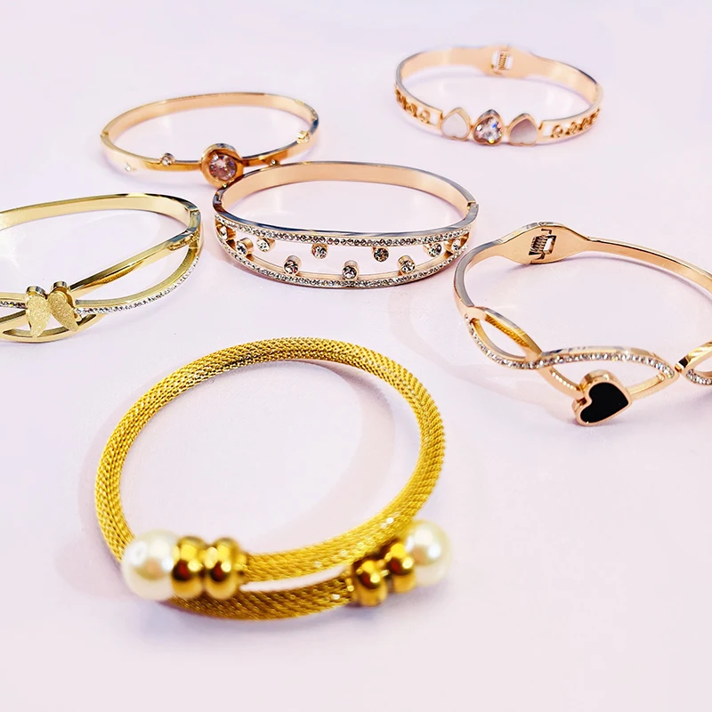 18pcs/lot Stainless steel Bangles Wholesale Only fashion Jewelry for Men and Women
18pcs/lot Stainless steel Bangles Wholesale Only fashion Jewelry for Men and Women