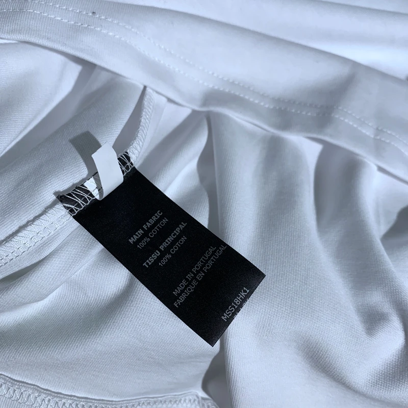 VETEMENTS White & Green T-shirt 2020 New Men Women VETEMENTS Anarchy T-shirts Summer Casual Tracking VTM Tee Good Quality Tops
VETEMENTS White & Green T-shirt 2020 New Men Women VETEMENTS Anarchy T-shirts Summer Casual Tracking VTM Tee Good Quality Tops