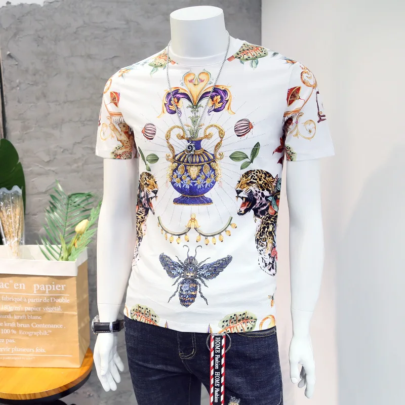 Luxury Rhinestone Print T Shirt Men Short Sleeve O-neck Tops Tees Streetwear Slim Breathable Casual T Shirts Camiseta Masculina
Luxury Rhinestone Print T Shirt Men Short Sleeve O-neck Tops Tees Streetwear Slim Breathable Casual T Shirts Camiseta Masculina