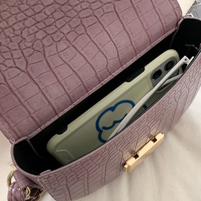 Female Handbags 2020 Solid Color Coin Purse Crocodile Pattern Lock Saddle Bag Fashion Simple Wild Crossbody Shoulder Bag
Female Handbags 2020 Solid Color Coin Purse Crocodile Pattern Lock Saddle Bag Fashion Simple Wild Crossbody Shoulder Bag