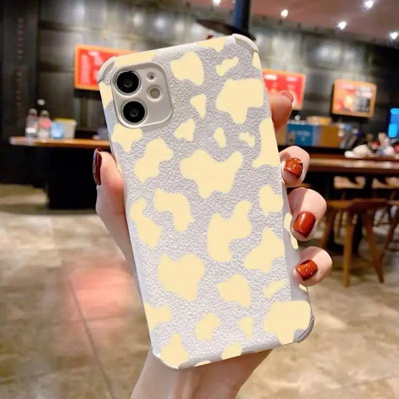 Cow Skin pattern contrast color Phone Case Lambskin LeatherFor iphone 12 11 8 7 6 XR X XS PLUS MINI PLUS PRO MAX Shockproof
Cow Skin pattern contrast color Phone Case Lambskin LeatherFor iphone 12 11 8 7 6 XR X XS PLUS MINI PLUS PRO MAX Shockproof