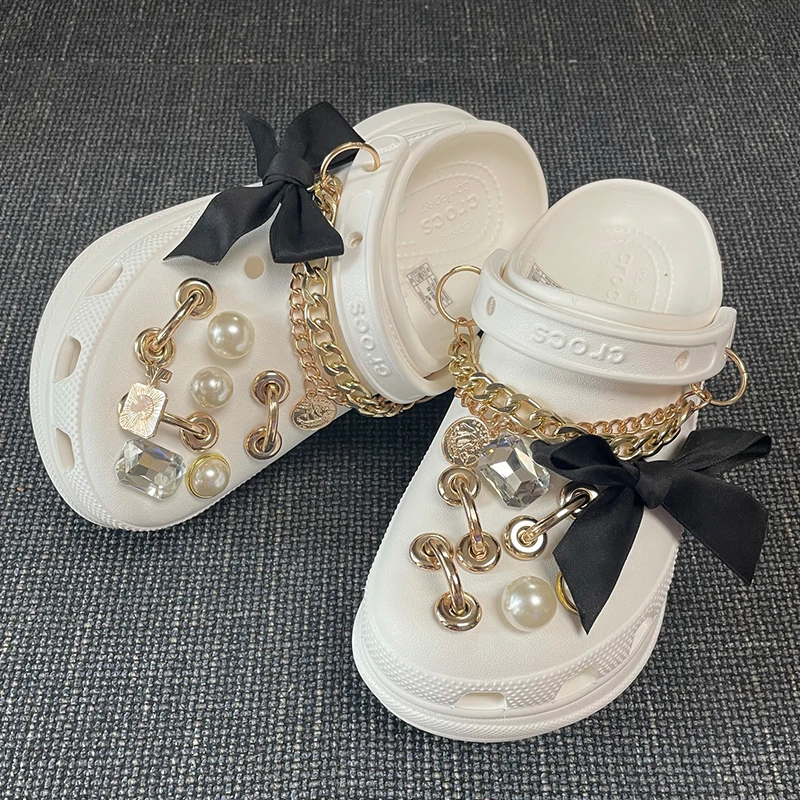Elegant Croc Charms Luxury Clogs Shoe Vintage Shoe Charms Bow Metal Shoe Decoration Bundle Cool Shoe Accessories for Girls
Elegant Croc Charms Luxury Clogs Shoe Vintage Shoe Charms Bow Metal Shoe Decoration Bundle Cool Shoe Accessories for Girls