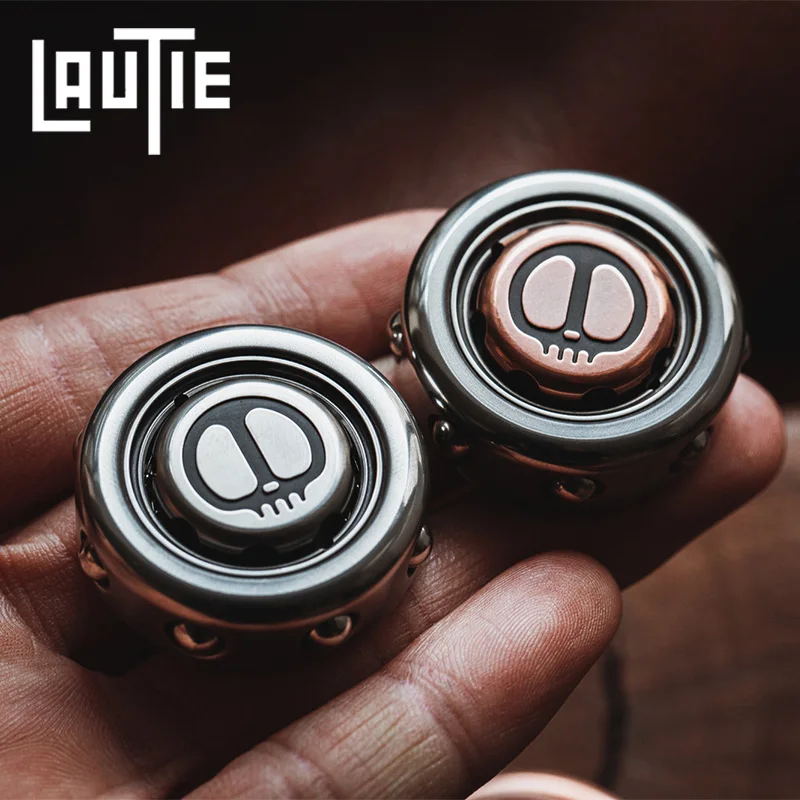 LAUTIE SAM Ring Gyro Devil's Son Fingertip Decompression EDC Finger Rotation Black Technology Toy
LAUTIE SAM Ring Gyro Devil's Son Fingertip Decompression EDC Finger Rotation Black Technology Toy