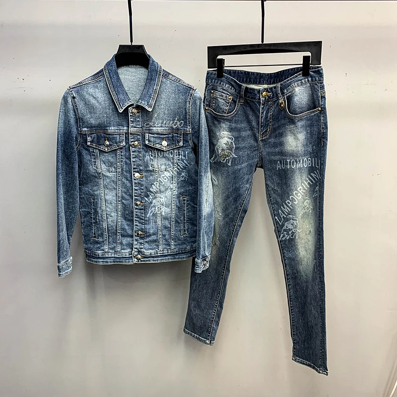 Jacket denim suit men's spring and autumn 2021 new men's letter Taurus hot stamping printing screen red society two piece set
Jacket denim suit men's spring and autumn 2021 new men's letter Taurus hot stamping printing screen red society two piece set