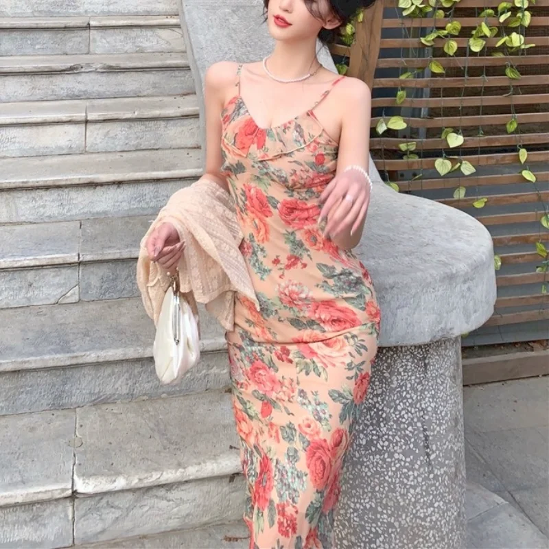 Vintage Elegant Red Floral Strap Dress Women French Sexy Style Ladies Party Midi Dress Holiday Slim Beach Summer Dress 2021 New
Vintage Elegant Red Floral Strap Dress Women French Sexy Style Ladies Party Midi Dress Holiday Slim Beach Summer Dress 2021 New