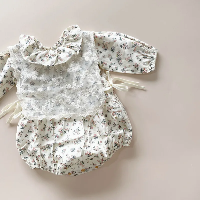 Retro Baby Girl Floral Romper Spring Long Sleeve Vintage Jumpsuit Korean Baby Girl Flower Pattern Onesie Spring Clothing Bebe
Retro Baby Girl Floral Romper Spring Long Sleeve Vintage Jumpsuit Korean Baby Girl Flower Pattern Onesie Spring Clothing Bebe