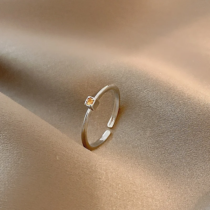 the New Listing Jewellery Vintage Charm Simple Design Cool Fashion Liquid Finger Ring Party Rings for Women Girls
the New Listing Jewellery Vintage Charm Simple Design Cool Fashion Liquid Finger Ring Party Rings for Women Girls