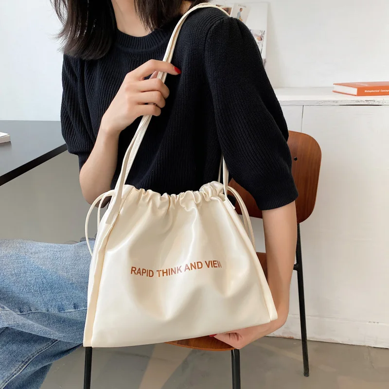 New Arrival Women's Bag for 2021 Summer Solid Printing Patterns Female's Single Shulder Bag Drawstring Lady's Causual Tote Bag
New Arrival Women's Bag for 2021 Summer Solid Printing Patterns Female's Single Shulder Bag Drawstring Lady's Causual Tote Bag