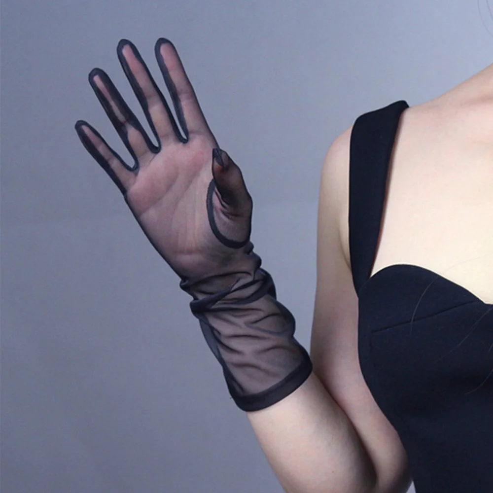 Sexy Lace Elastic Driving Sunscreen Gloves 38cm Women Thin Long Black Gauze Anti-UV Transparent Opera Party Gloves
Sexy Lace Elastic Driving Sunscreen Gloves 38cm Women Thin Long Black Gauze Anti-UV Transparent Opera Party Gloves