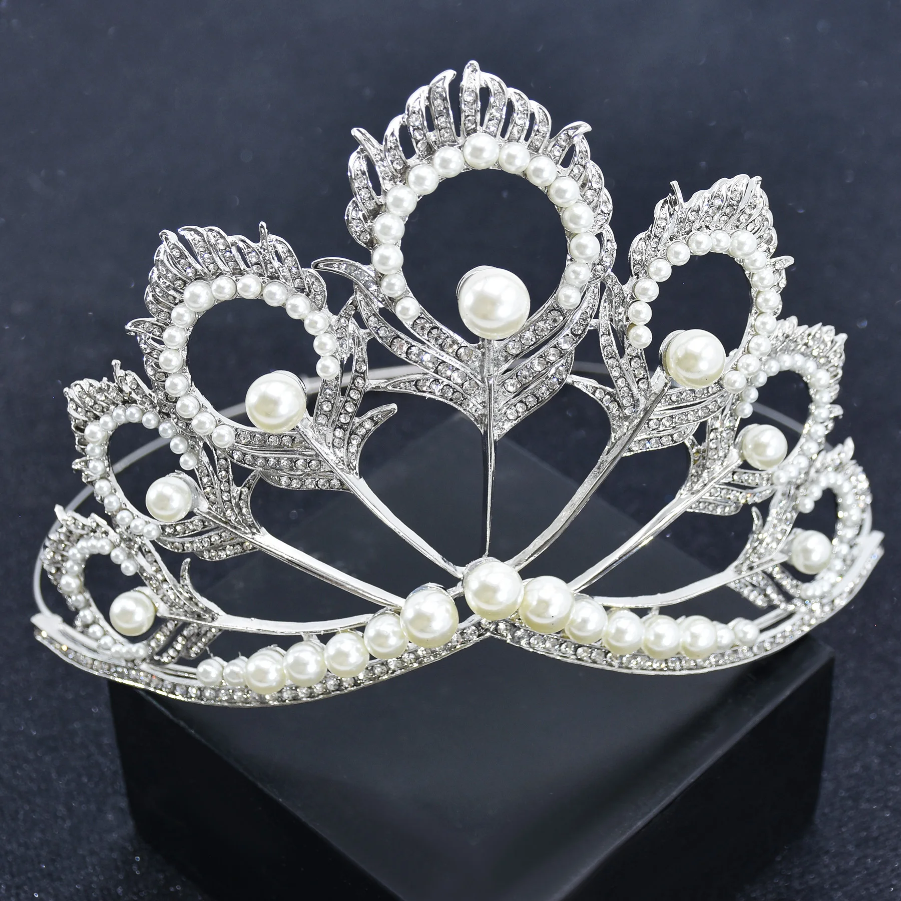 Chic Crystal Tiaras Vintage Peacock Bridal Hair Accessories For Wedding Queen Tiaras And Crowns Pageant Pearls Headband Hairband
Chic Crystal Tiaras Vintage Peacock Bridal Hair Accessories For Wedding Queen Tiaras And Crowns Pageant Pearls Headband Hairband