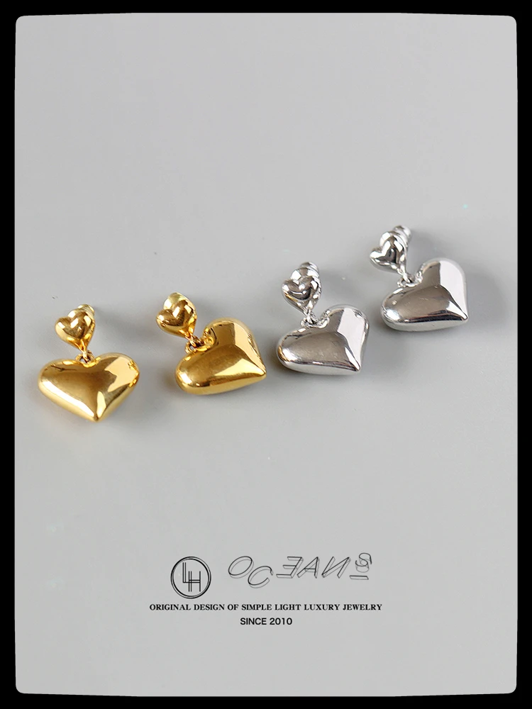 SexeMara 20FW New S925 Heart-shaped Earring Metal Round Exaggerated Fashion Personality Hoop Earrings For Women Girls Jewelry
SexeMara 20FW New S925 Heart-shaped Earring Metal Round Exaggerated Fashion Personality Hoop Earrings For Women Girls Jewelry