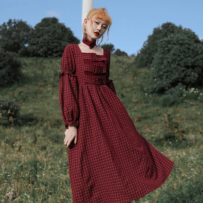 MAGOGO Autumn French Style Fairy Square -Neck Waist Thinner Long Section Retro Red Plaid Dress Long Sleeves
MAGOGO Autumn French Style Fairy Square -Neck Waist Thinner Long Section Retro Red Plaid Dress Long Sleeves
