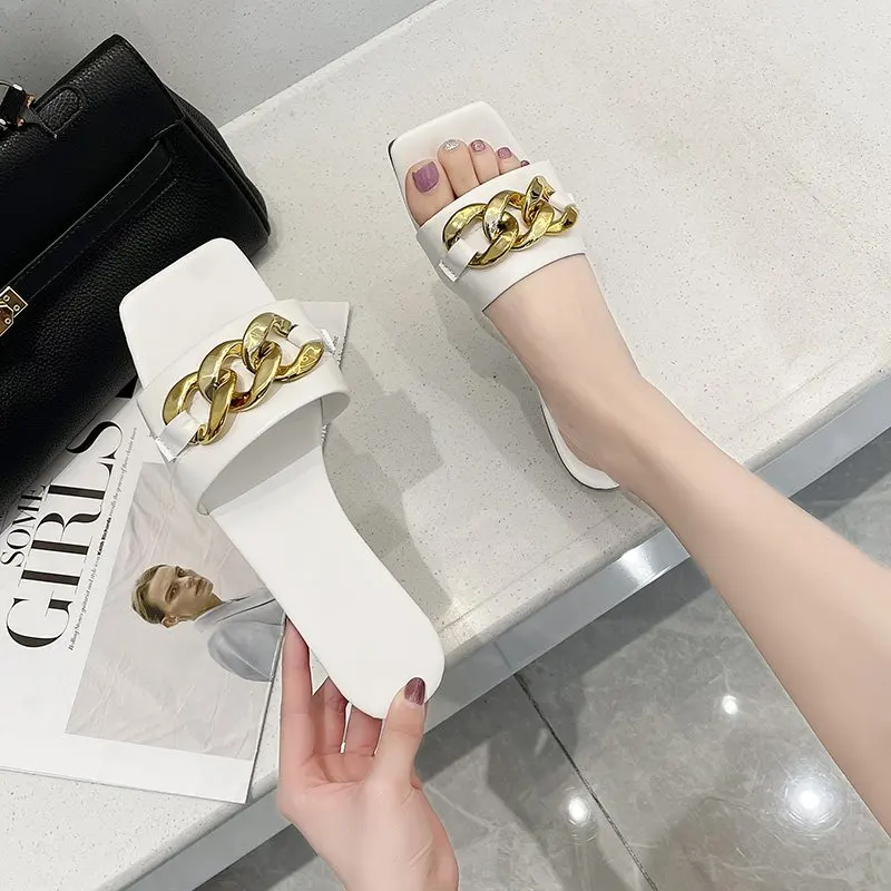 Womens 2021 Summer Sandals Slippers Metal Decorative Square Head Flat Heel Female Plus Size Outdoor Beach Comfortable Slides
Womens 2021 Summer Sandals Slippers Metal Decorative Square Head Flat Heel Female Plus Size Outdoor Beach Comfortable Slides