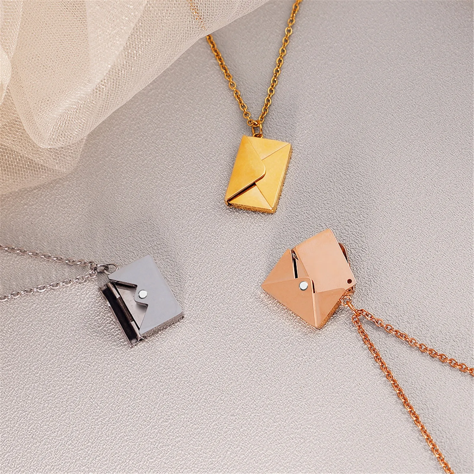 Love Envelope Pendant Necklace Heart Seal Love Message Locket Pendant Can Open Envelope Lovers 2021 Fashion Necklace Jewelry #P3
Love Envelope Pendant Necklace Heart Seal Love Message Locket Pendant Can Open Envelope Lovers 2021 Fashion Necklace Jewelry #P3