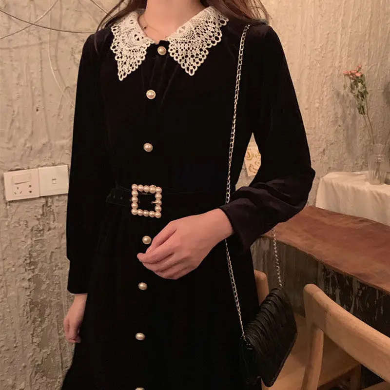 In Autumn and Winter of 2021, The New Popular Winter Long-sleeved Thickened Black Dress with Large Size Waist and Slim Skirt
In Autumn and Winter of 2021, The New Popular Winter Long-sleeved Thickened Black Dress with Large Size Waist and Slim Skirt