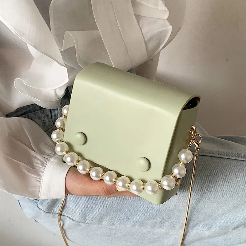 Fashion Small Pearl Chain Purses Handbags Women Crossbody Bags 2021 New Luxury Designer Messenger Bags Casual Totes High Quality
Fashion Small Pearl Chain Purses Handbags Women Crossbody Bags 2021 New Luxury Designer Messenger Bags Casual Totes High Quality