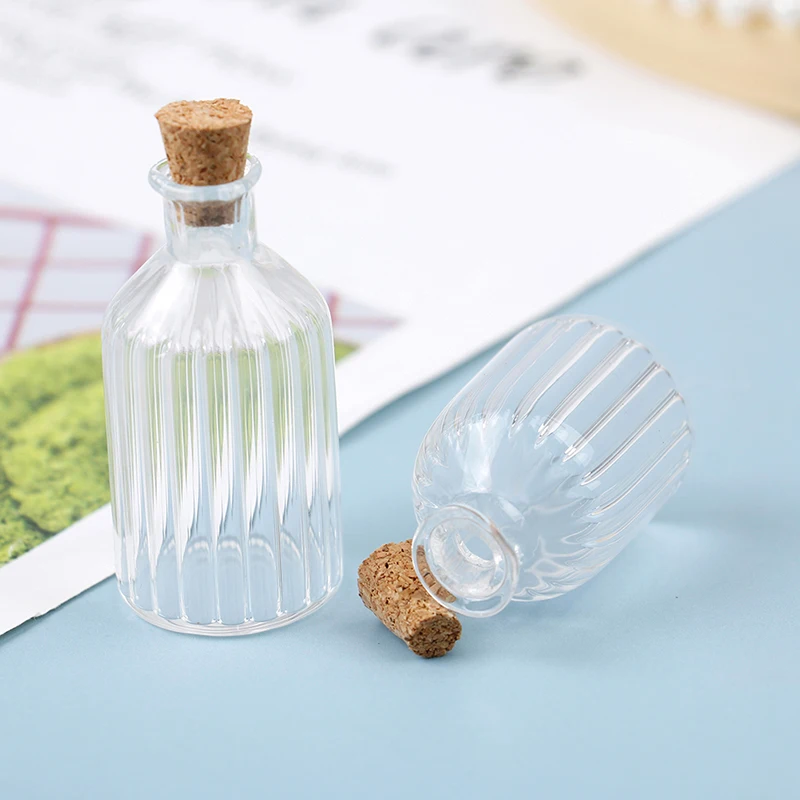 1Pc 1:12 Dollhouse Miniature Stripe Glass Bottle Cork Cover Tiny Jar Vials Model Doll Toy Dollhouse Accessories
1Pc 1:12 Dollhouse Miniature Stripe Glass Bottle Cork Cover Tiny Jar Vials Model Doll Toy Dollhouse Accessories