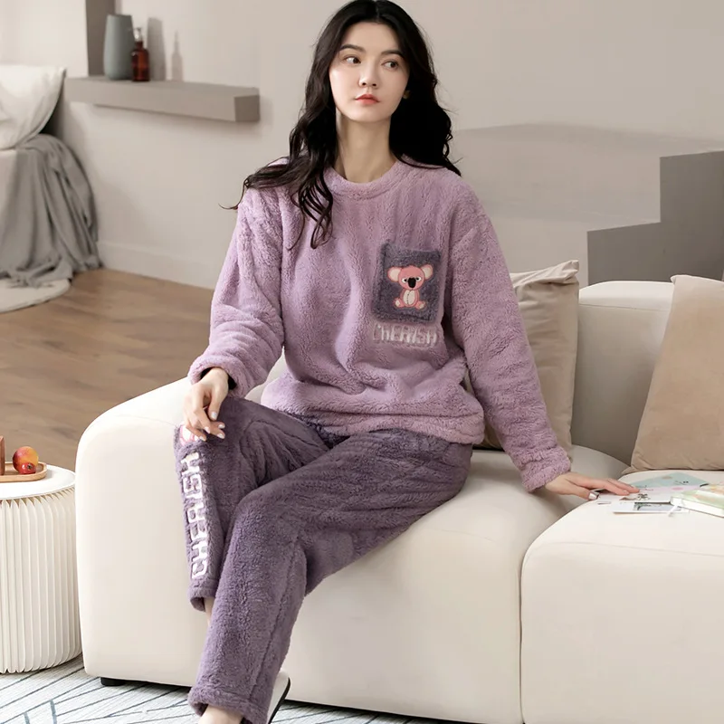 Warm Flannel Pajamas Set For Women Thick Coral Velvet Long Sleeve Pyjamas Sets nightgown Pijama Suit Mujer female Homewear pjs
Warm Flannel Pajamas Set For Women Thick Coral Velvet Long Sleeve Pyjamas Sets nightgown Pijama Suit Mujer female Homewear pjs
