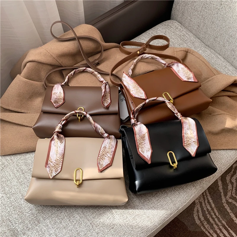 Fancy Scarf Design Handbags For Women Luxury Brand Unusual Lock Work Shoulder Bags High Quality Ladies Soft Crossbody Bags 2021
Fancy Scarf Design Handbags For Women Luxury Brand Unusual Lock Work Shoulder Bags High Quality Ladies Soft Crossbody Bags 2021