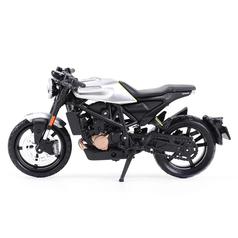Maisto 1:18 Husqvarna Motorcycles Vitpilen 701 Alloy Diecast Model Motorbike Gifts Toy Collection Display Model
Maisto 1:18 Husqvarna Motorcycles Vitpilen 701 Alloy Diecast Model Motorbike Gifts Toy Collection Display Model