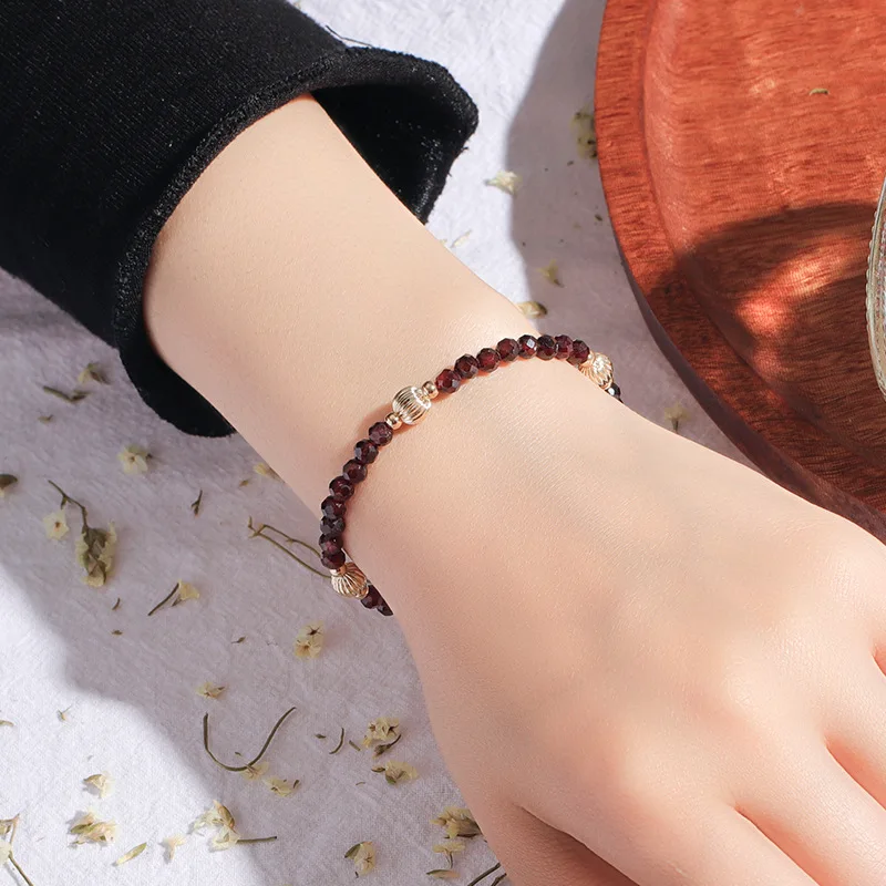 Retro Faceted red Garnet Crystal Beaded Bracelet for Women Personality Geometric Elastic Buckle Fine Jewelry 2020 Jewelry Gifts
Retro Faceted red Garnet Crystal Beaded Bracelet for Women Personality Geometric Elastic Buckle Fine Jewelry 2020 Jewelry Gifts