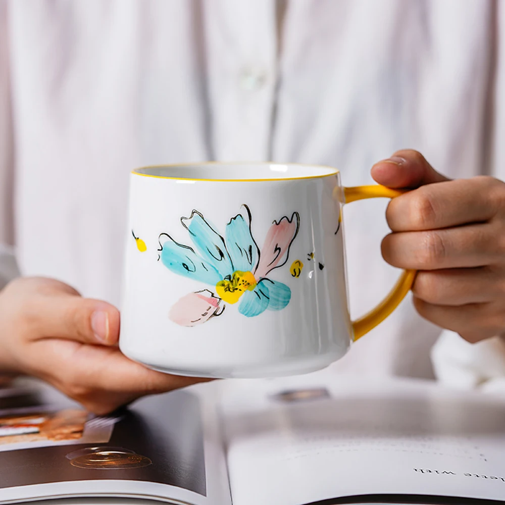 320ml Cute Hand-Painted Ceramic Milk Cup Cartoon Flowers Pattern Breakfast Oat Coffee Mug Underglaze Pottery Cups for Home Gift 
320ml Cute Hand-Painted Ceramic Milk Cup Cartoon Flowers Pattern Breakfast Oat Coffee Mug Underglaze Pottery Cups for Home Gift