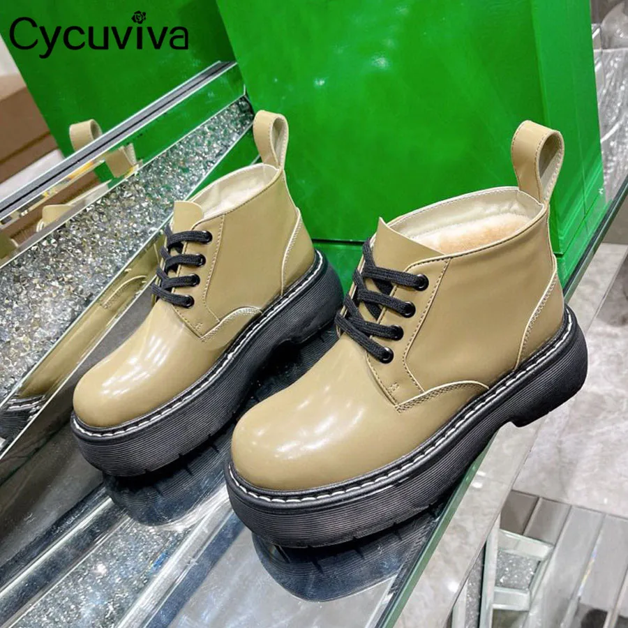 Winter Wool Platform Ankle Snow Boots For Women Genuine Leather Flat Furry Shoes Women Thick Sole Motorcycle Boots Women Brand
Winter Wool Platform Ankle Snow Boots For Women Genuine Leather Flat Furry Shoes Women Thick Sole Motorcycle Boots Women Brand