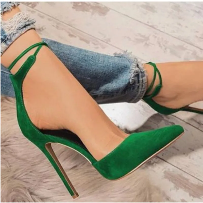 Roman fashion one word strap Woman shoes Sexy nightclub stiletto High heels patent-leather hollow Women Pumps Red
Roman fashion one word strap Woman shoes Sexy nightclub stiletto High heels patent-leather hollow Women Pumps Red