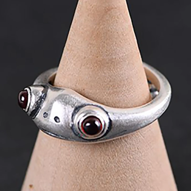 

2021 Valentine's Day present Frog Ring Neutral Creative Animal Red Garnet Cute Frog Open Adjustable Ring Finger Jewelry Unisex