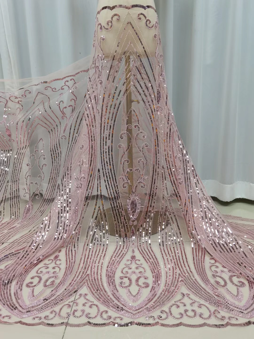 Кружевная ткань для свадебного платья NN568_Z, Классическая золотистая элегантная ткань для приседаний, с вышивкой бисером, 2021
Кружевная ткань для свадебного платья NN568_Z, Классическая золотистая элегантная ткань для приседаний, с вышивкой бисером, 2021