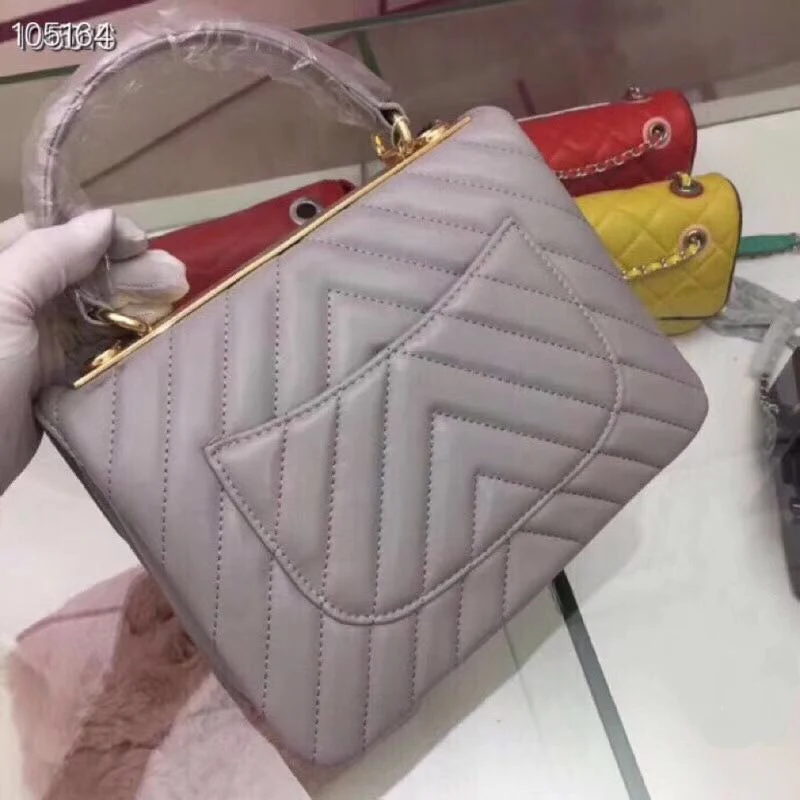 Fashion lady shoulder bag handbag 2021 new style ladies Messenger bag leather ladies handbag ladies bag hot sale free shipping
Fashion lady shoulder bag handbag 2021 new style ladies Messenger bag leather ladies handbag ladies bag hot sale free shipping