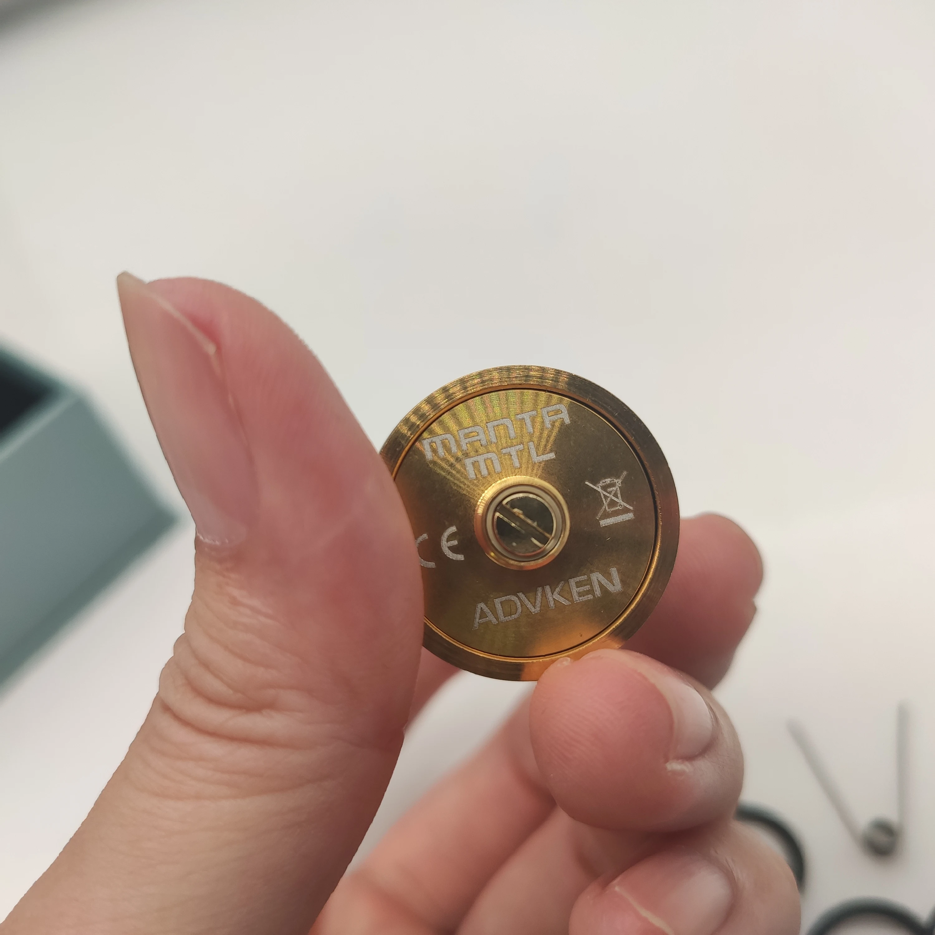 New Manta MTL RTA 22mm Atomizer Rebuildable Tank with Single Coil Adjustable Airflow 510 Thread Electronic Atomizer 
New Manta MTL RTA 22mm Atomizer Rebuildable Tank with Single Coil Adjustable Airflow 510 Thread Electronic Atomizer