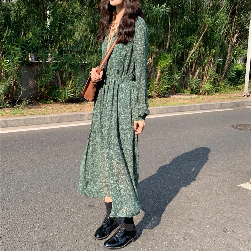 Female Long Dress 2020 Summer A-line Vestidos Femme Vintage Lace Up Polka Dot Women Green Dress Spring Elastic Waist
Female Long Dress 2020 Summer A-line Vestidos Femme Vintage Lace Up Polka Dot Women Green Dress Spring Elastic Waist