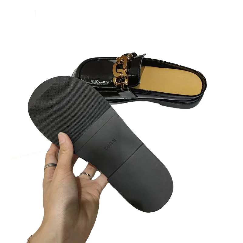 GeDeGeson Brand Spring Slippers Women Genuine Patent Cowhide Leather Metal Decoration Fashion Loafers New Designed Popular
GeDeGeson Brand Spring Slippers Women Genuine Patent Cowhide Leather Metal Decoration Fashion Loafers New Designed Popular