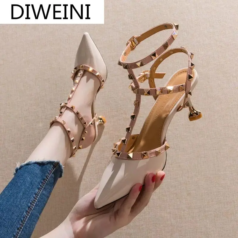 Rivet High-heeled Shoes Women Stiletto Pointed-toe Shoes Women 2021 New Summer All-match Sexy Orange Women's Shoes Sandals
Rivet High-heeled Shoes Women Stiletto Pointed-toe Shoes Women 2021 New Summer All-match Sexy Orange Women's Shoes Sandals