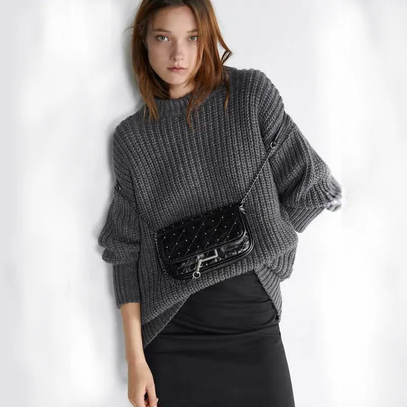 ZA New Women's Bag Black White Rock Style Soft Wallet Hobo Style Tramp Bag Single Shoulder Cross Small Square Bag
ZA New Women's Bag Black White Rock Style Soft Wallet Hobo Style Tramp Bag Single Shoulder Cross Small Square Bag
