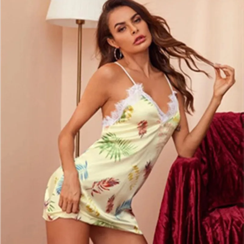 New Sexy Backless Lingerie Sexy Pajamas Women Summer Sling Thin Sweet Suit Hot Erotic Nightdress Underwear
New Sexy Backless Lingerie Sexy Pajamas Women Summer Sling Thin Sweet Suit Hot Erotic Nightdress Underwear