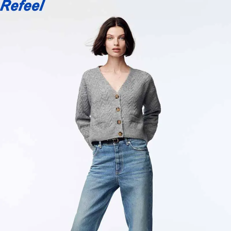Za Autumn Spring Solid Casual Cardigan Sweater Women V Neck Twist Short Sweater Female Chic Long Sleeve Casual Short Tops
Za Autumn Spring Solid Casual Cardigan Sweater Women V Neck Twist Short Sweater Female Chic Long Sleeve Casual Short Tops